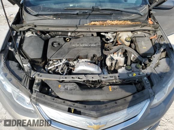 ✅ 2017 Chevrolet Volt LT • VIN: 1G1RA6S50HU155502 • Lot: 76121254. Wystawiony na Copart z przebiegiem Nie podano. Bezpłatny archiwum sprzedaży aukcyjnych z USA i szczegółowy raport historii pojazdu na DreamBid. Zdjęcie 11.