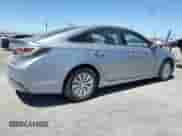 ✅ 2016 Hyundai Sonata SE • VIN: KMHE24L18GA040323 • Lot: 54715175. Wystawiony na Copart z przebiegiem 154 506 mil mil. Skorzystaj z bezpłatnego archiwum sprzedaży aukcyjnych z USA i zobacz szczegółowy raport historii pojazdu na DreamBid. Zdjęcie 3.