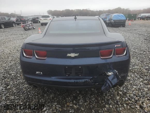 ✅ 2011 Chevrolet Camaro 1LT • VIN: 2G1FB1ED9B9129703 • Lot: 94053215. Wystawiony na Copart z przebiegiem 149 382 mil. Bezpłatny archiwum sprzedaży aukcyjnych z USA i szczegółowy raport historii pojazdu na DreamBid. Zdjęcie 6.