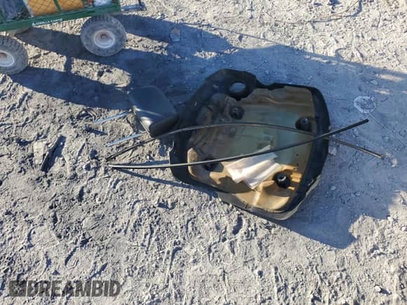 2013 Hyundai Genesis 3.8L z VIN KMHGC4DDXDU243223, wystawiony jako Copart lot #76933674 z przebiegiem 89 699 mil mil oraz Szkoda całkowita • Salvage title. Historia ofert i sprzedaży dostępna na DreamBid. Obrazek 12.