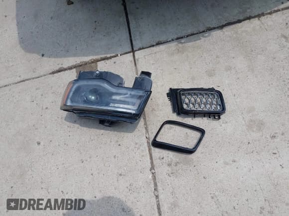 ✅ 2020 Jeep Grand Cherokee North • VIN: 1C4RJFAG4LC397993 • Lot: 42390213. Listed on IAAI with 51,236 mi. Free auction sales archive from the USA and detailed vehicle history report at DreamBid. Image 12.