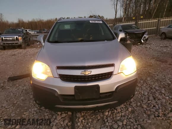 ✅ 2014 Chevrolet Captiva Sport LS • VIN: 3GNAL2EK4ES649891 • Lot: 81061434. Wystawiony na Copart z przebiegiem 112 074 mil. Bezpłatny archiwum sprzedaży aukcyjnych z USA i szczegółowy raport historii pojazdu na DreamBid. Zdjęcie 5.