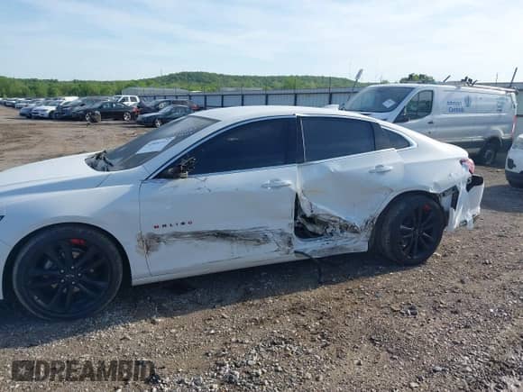 2023 Chevrolet Malibu LT with VIN 1G1ZE5ST9PF190197, listed as a IAAI auction lot 42094712 with 34,967 mi miles and . Bid and sale history available at DreamBid. Image 6.