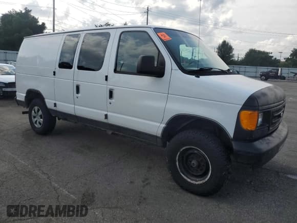 ✅ 2007 Ford Econoline Cargo Commercial • VIN: 1FTNE14W87DB32700 • Lot: 66822195. Wystawiony na Copart z przebiegiem 345 823 mil. Bezpłatny archiwum sprzedaży aukcyjnych z USA i szczegółowy raport historii pojazdu na DreamBid. Zdjęcie 4.