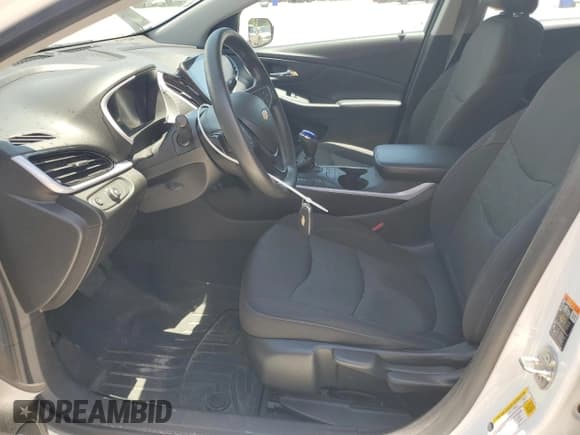 ✅ 2018 Chevrolet Volt LT • VIN: 1G1RC6S59JU118772 • Lot: 57923334. Wystawiony na Copart z przebiegiem 43 963 mil. Bezpłatny archiwum sprzedaży aukcyjnych z USA i szczegółowy raport historii pojazdu na DreamBid. Zdjęcie 7.