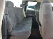 ✅ 2004 Chevrolet Silverado 1500 LS • VIN: 2GCEC19T641103482 • Лот: 71957694. Опубликован ранее на Copart с пробегом 126 254 миль. Бесплатный доступ к архиву аукционных продаж из США и подробный отчёт об истории автомобиля на DreamBid. Изображение 10.