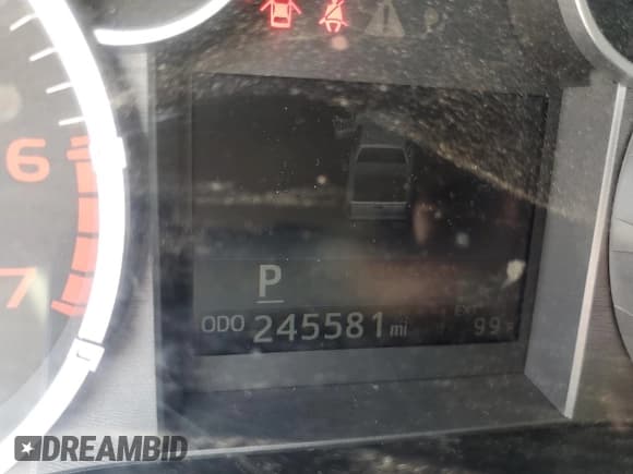 ✅ 2015 Toyota Tundra SR5 • VIN: 5TFDW5F15FX482025 • Lot: 69283285. Listed on Copart with 245,581 mi. Free auction sales archive from the USA and detailed vehicle history report at DreamBid. Image 9.