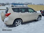 ✅ 2008 Toyota RAV4 Limited • VIN: JTMBD31V885193974 • Lot: 95129845. Wystawiony na Copart z przebiegiem 71 095 mil. Bezpłatny archiwum sprzedaży aukcyjnych z USA i szczegółowy raport historii pojazdu na DreamBid. Zdjęcie 3.