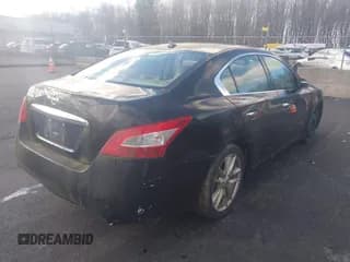 ✅ 2011 Nissan Maxima SV • VIN: 1N4AA5AP8BC868538 • Lot: 43788401. Listed on IAAI with 83,055 mi. Free auction sales archive from the USA and detailed vehicle history report at DreamBid. Image 4.