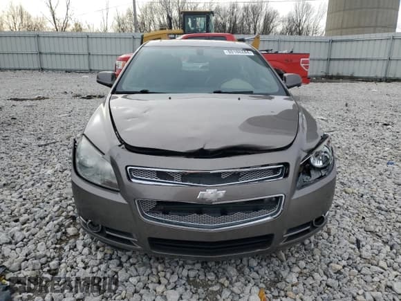 ✅ 2011 Chevrolet Malibu LTZ • VIN: 1G1ZE5E74BF235554 • Lot: 80186244. Listed on Copart with 177,829 mi. Free auction sales archive from the USA and detailed vehicle history report at DreamBid. Image 5.