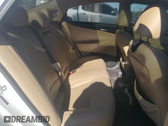 ✅ 2012 Hyundai Sonata Limited • VIN: 5NPEC4AB3CH433579 • Lot: 74943454. Listed on Copart with 199,282 mi. Free auction sales archive from the USA and detailed vehicle history report at DreamBid. Image 10.