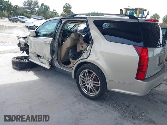 ✅ 2008 Cadillac SRX AWD • VIN: 1GYEE437180137316 • Lot: 42441354. Wystawiony na IAAI z przebiegiem 145 003 mil. Bezpłatny archiwum sprzedaży aukcyjnych z USA i szczegółowy raport historii pojazdu na DreamBid. Zdjęcie 3.