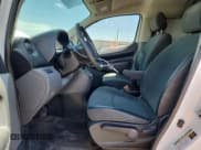 ✅ 2015 Nissan NV200 SV • VIN: 3N6CM0KN8FK693215 • Lot: 66362315. Wystawiony na Copart z przebiegiem 115 297 mil. Bezpłatny archiwum sprzedaży aukcyjnych z USA i szczegółowy raport historii pojazdu na DreamBid. Zdjęcie 7.