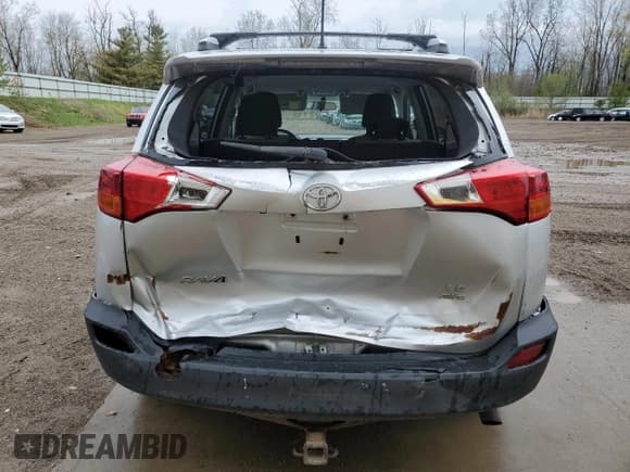 ✅ 2013 Toyota RAV4 LE • VIN: 2T3BFREV1DW026897 • Lot: 54801195. Listed on Copart with 186,870 mi. Free auction sales archive from the USA and detailed vehicle history report at DreamBid. Image 6.