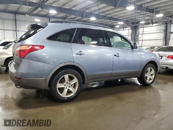 ✅ 2007 Hyundai Veracruz GLS • VIN: KM8NU73CX7U013569 • Lot: 42824305. Listed on Copart with 233,632 mi. Free auction sales archive from the USA and detailed vehicle history report at DreamBid. Image 3.