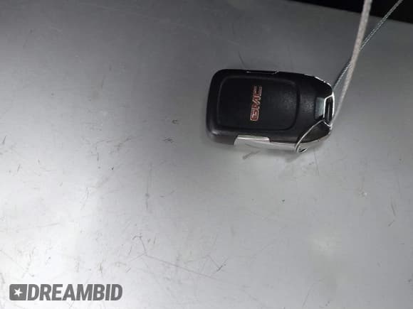 ✅ 2020 GMC Terrain SLT • VIN: 3GKALVEV0LL102925 • Lot: 41816841. Listed on IAAI with 97,168 mi. Free auction sales archive from the USA and detailed vehicle history report at DreamBid. Image 11.