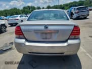 ✅ 2007 Mercury Montego • VIN: 1MEHM40117G612263 • Lot: 61839135. Wystawiony na Copart z przebiegiem 227 327 mil. Bezpłatny archiwum sprzedaży aukcyjnych z USA i szczegółowy raport historii pojazdu na DreamBid. Zdjęcie 6.