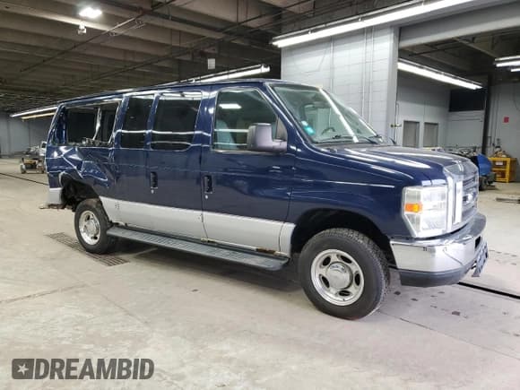 ✅ 2008 Ford Econoline Passenger XL • VIN: 1FMNE11L18DB43562 • Lot: 50723515. Listed on Copart with 143,874 mi. Free auction sales archive from the USA and detailed vehicle history report at DreamBid. Image 4.