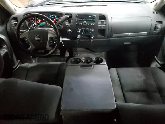 ✅ 2012 GMC Sierra 1500 SLE • VIN: 1GTR2VE79CZ177389 • Лот: 82653485. Опубликован ранее на Copart с пробегом 152 358 миль. Бесплатный доступ к архиву аукционных продаж из США и подробный отчёт об истории автомобиля на DreamBid. Изображение 8.