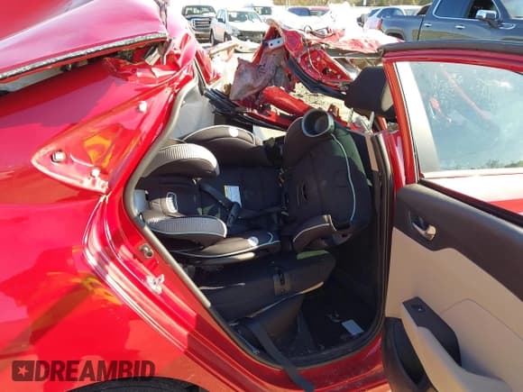 ✅ 2022 Hyundai Accent SE • VIN: 3KPC24A67NE181405 • Лот: 41226489. Опубликован ранее на IAAI с пробегом Не указан. Бесплатный доступ к архиву аукционных продаж из США и подробный отчёт об истории автомобиля на DreamBid. Изображение 8.