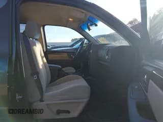 ✅ 2005 GMC Envoy SLT • VIN: 1GKDS13S452164592 • Lot: 43750733. Wystawiony na IAAI z przebiegiem 201 919 mil. Bezpłatny archiwum sprzedaży aukcyjnych z USA i szczegółowy raport historii pojazdu na DreamBid. Zdjęcie 5.