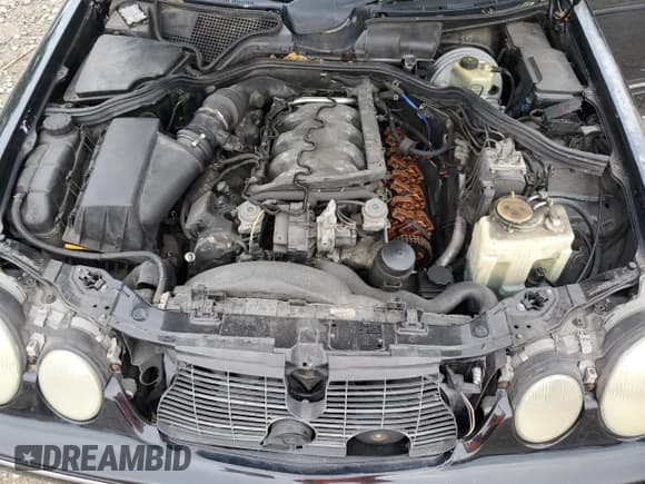 ✅ 2000 Mercedes-Benz E 320 • VIN: WDBJF70J1YB019224 • Lot: 77997574. Wystawiony na Copart z przebiegiem Nie podano. Bezpłatny archiwum sprzedaży aukcyjnych z USA i szczegółowy raport historii pojazdu na DreamBid. Zdjęcie 11.