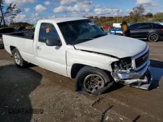 ✅ 2005 GMC Sierra 1500 Work Truck • VIN: 1GTEC14X95Z233646 • Lot: 90610095. Listed on Copart with 219,055 mi. Free auction sales archive from the USA and detailed vehicle history report at DreamBid. Image 4.