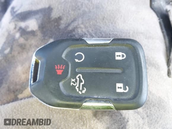 ✅ 2022 Chevrolet Silverado 1500 LT Trail Boss • VIN: 3GCPYFEL9NG210466 • Lot: 41393751. Wystawiony na IAAI z przebiegiem 74 128 mil. Bezpłatny archiwum sprzedaży aukcyjnych z USA i szczegółowy raport historii pojazdu na DreamBid. Zdjęcie 11.