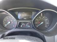 ✅ 2016 Ford Focus S • VIN: 1FADP3E29GL389986 • Lot: 43748330. Wystawiony na IAAI z przebiegiem 76 471 mil. Bezpłatny archiwum sprzedaży aukcyjnych z USA i szczegółowy raport historii pojazdu na DreamBid. Zdjęcie 7.