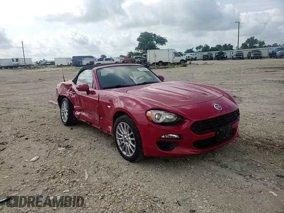 ✅ 2017 FIAT 124 Spider Classica • VIN: JC1NFAEK1H0102212 • Lot: 59166005. Listed on Copart with 20,250 mi. Free auction sales archive from the USA and detailed vehicle history report at DreamBid. Image 14.