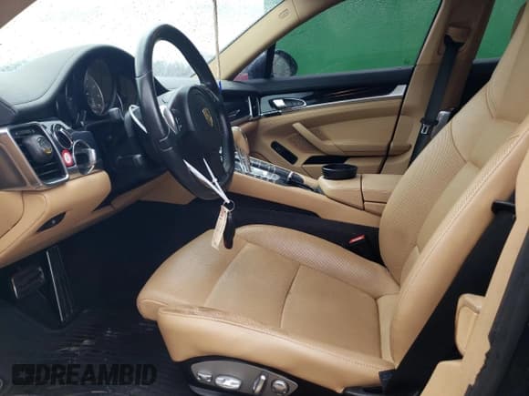 ✅ 2016 Porsche Panamera S E-Hybrid • VIN: WP0AD2A70GL040698 • Lot: 44634575. Listed on Copart with 114,563 mi. Free auction sales archive from the USA and detailed vehicle history report at DreamBid. Image 7.