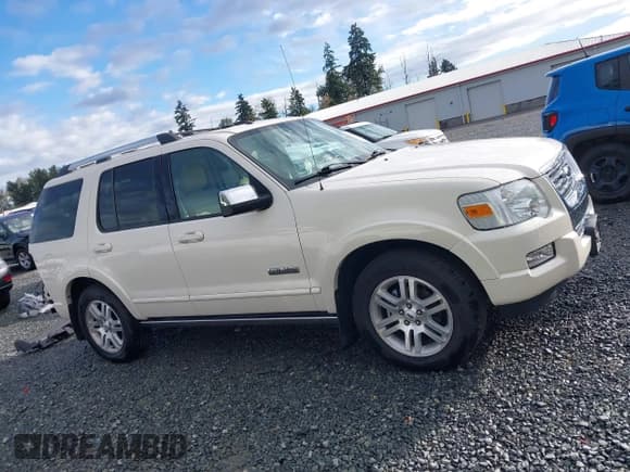 ✅ 2007 Ford Explorer Limited • VIN: 1FMEU75E17UA35524 • Лот: 43317025. Опубликован ранее на IAAI с пробегом 191 073 миль. Бесплатный доступ к архиву аукционных продаж из США и подробный отчёт об истории автомобиля на DreamBid. Изображение 14.