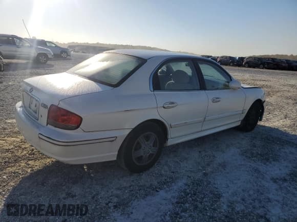 ✅ 2005 Hyundai Sonata GL • VIN: KMHWF25S25A145133 • Лот: 77560394. Опубликован ранее на Copart с пробегом 83 660 миль. Бесплатный доступ к архиву аукционных продаж из США и подробный отчёт об истории автомобиля на DreamBid. Изображение 3.