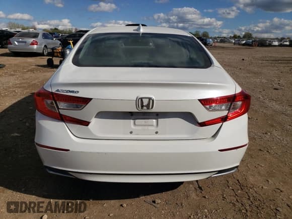 ✅ 2019 Honda Accord EX-L • VIN: 1HGCV1F54KA114654 • Lot: 82273215. Listed on Copart with 88,255 mi. Free auction sales archive from the USA and detailed vehicle history report at DreamBid. Image 6.