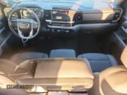 ✅ 2022 GMC Sierra 1500 Elevation • VIN: 3GTUUCED3NG630679 • Lot: 71601035. Wystawiony na Copart z przebiegiem 62 444 mil. Bezpłatny archiwum sprzedaży aukcyjnych z USA i szczegółowy raport historii pojazdu na DreamBid. Zdjęcie 8.