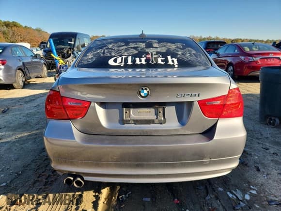 ✅ 2011 BMW 3 Series 328i xDrive • VIN: WBAPK5G5XBNN29790 • Lot: 91368125. Listed on Copart with 94,117 mi. Free auction sales archive from the USA and detailed vehicle history report at DreamBid. Image 6.