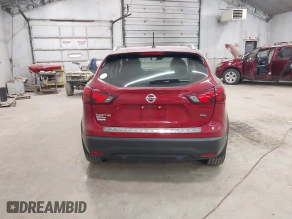 ✅ 2018 Nissan Rogue SV • VIN: JN1BJ1CP1JW100405 • Лот: 43363721. Опубликован ранее на IAAI с пробегом 31 805 миль. Бесплатный доступ к архиву аукционных продаж из США и подробный отчёт об истории автомобиля на DreamBid. Изображение 16.