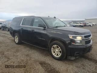✅ 2019 Chevrolet Suburban LT • VIN: 1GNSKHKC9KR395942 • Lot: 79017794. Wystawiony na Copart z przebiegiem 271 163 mil. Bezpłatny archiwum sprzedaży aukcyjnych z USA i szczegółowy raport historii pojazdu na DreamBid. Zdjęcie 4.