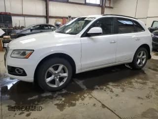 ✅ 2015 Audi Q5 Komfort • VIN: WA1CFCFP2FA138931 • Lot: 91982325. Wystawiony na Copart z przebiegiem 48 483 mil. Bezpłatny archiwum sprzedaży aukcyjnych z USA i szczegółowy raport historii pojazdu na DreamBid. Zdjęcie 1.