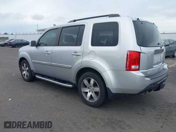✅ 2013 Honda Pilot Touring • VIN: 5FNYF4H97DB064748 • Lot: 43607982. Listed on IAAI with 140,066 mi. Free auction sales archive from the USA and detailed vehicle history report at DreamBid. Image 3.