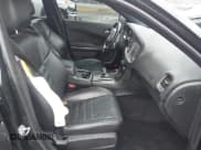 ✅ 2013 Dodge Charger SXT Plus • VIN: 2C3CDXHG2DH669792 • Lot: 43546602. Wystawiony na IAAI z przebiegiem 144 471 mil. Bezpłatny archiwum sprzedaży aukcyjnych z USA i szczegółowy raport historii pojazdu na DreamBid. Zdjęcie 5.