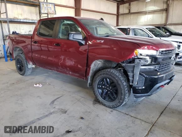 ✅ 2020 Chevrolet Silverado 1500 LT Trail Boss • VIN: 1GCPYFED7LZ277296 • Lot: 70701284. Wystawiony na Copart z przebiegiem 163 044 mil. Bezpłatny archiwum sprzedaży aukcyjnych z USA i szczegółowy raport historii pojazdu na DreamBid. Zdjęcie 4.