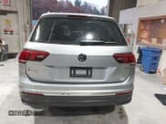 ✅ 2022 Volkswagen Tiguan SE • VIN: 3VV2B7AX6NM015650 • Лот: 43639649. Опубликован ранее на IAAI с пробегом 60 938 миль. Бесплатный доступ к архиву аукционных продаж из США и подробный отчёт об истории автомобиля на DreamBid. Изображение 16.