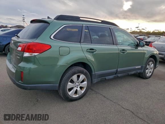 ✅ 2012 Subaru Outback Limited • VIN: 4S4BRBKC3C3230065 • Lot: 95968105. Listed on Copart with 182,763 mi. Free auction sales archive from the USA and detailed vehicle history report at DreamBid. Image 3.