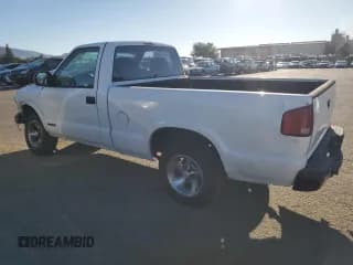 ✅ 2001 Chevrolet S-10 • VIN: 1GCCS14591K186310 • Лот: 89103105. Опубликован ранее на Copart с пробегом 241 060 миль. Бесплатный доступ к архиву аукционных продаж из США и подробный отчёт об истории автомобиля на DreamBid. Изображение 2.