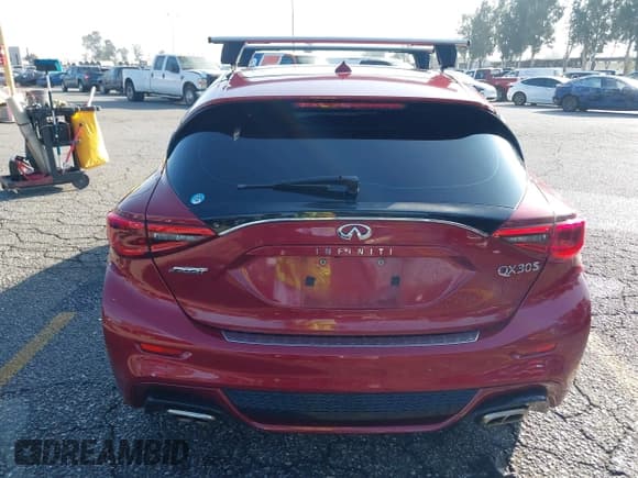 ✅ 2017 Infiniti QX30 Sport • VIN: SJKCH5CP3HA034044 • Лот: 43627282. Опубликован ранее на IAAI с пробегом 106 667 миль. Бесплатный доступ к архиву аукционных продаж из США и подробный отчёт об истории автомобиля на DreamBid. Изображение 17.