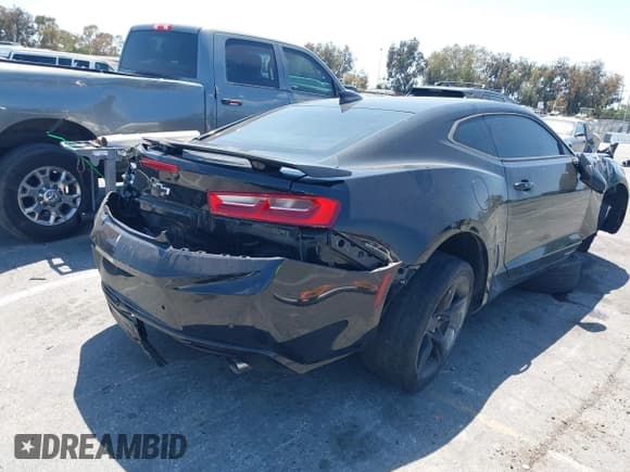 ✅ 2016 Chevrolet Camaro 2SS • VIN: 1G1FH1R79G0121251 • Лот: 42207478. Опубликован ранее на IAAI с пробегом 44 589 миль. Бесплатный доступ к архиву аукционных продаж из США и подробный отчёт об истории автомобиля на DreamBid. Изображение 19.