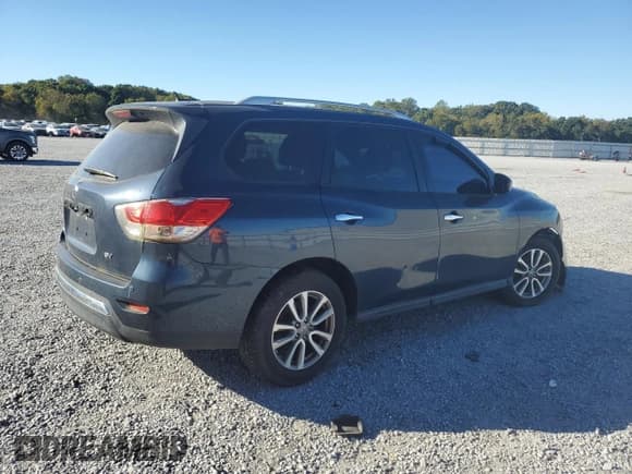 ✅ 2015 Nissan Pathfinder SV • VIN: 5N1AR2MN2FC620122 • Lot: 82484565. Listed on Copart with 192,469 mi. Free auction sales archive from the USA and detailed vehicle history report at DreamBid. Image 3.