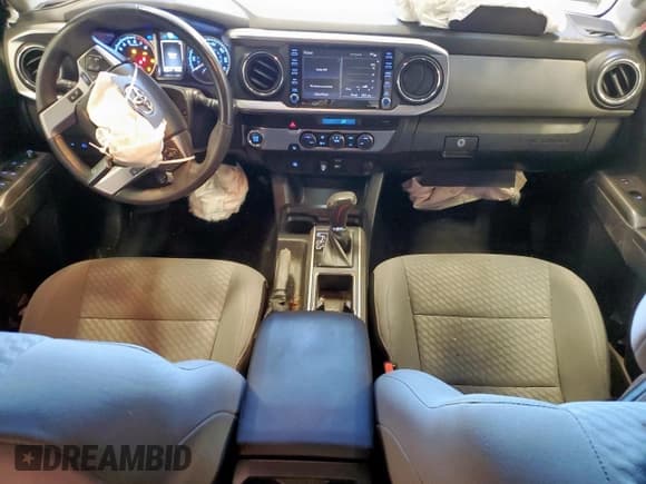 ✅ 2023 Toyota Tacoma SR5 • VIN: 3TYAZ5CN1PT032336 • Lot: 86247075. Wystawiony na Copart z przebiegiem 53 896 mil. Bezpłatny archiwum sprzedaży aukcyjnych z USA i szczegółowy raport historii pojazdu na DreamBid. Zdjęcie 8.