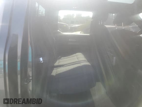 ✅ 2020 Ford F-150 XL • VIN: 1FTEW1E52LFC19557 • Lot: 82416775. Wystawiony na Copart z przebiegiem 63 390 mil. Bezpłatny archiwum sprzedaży aukcyjnych z USA i szczegółowy raport historii pojazdu na DreamBid. Zdjęcie 10.